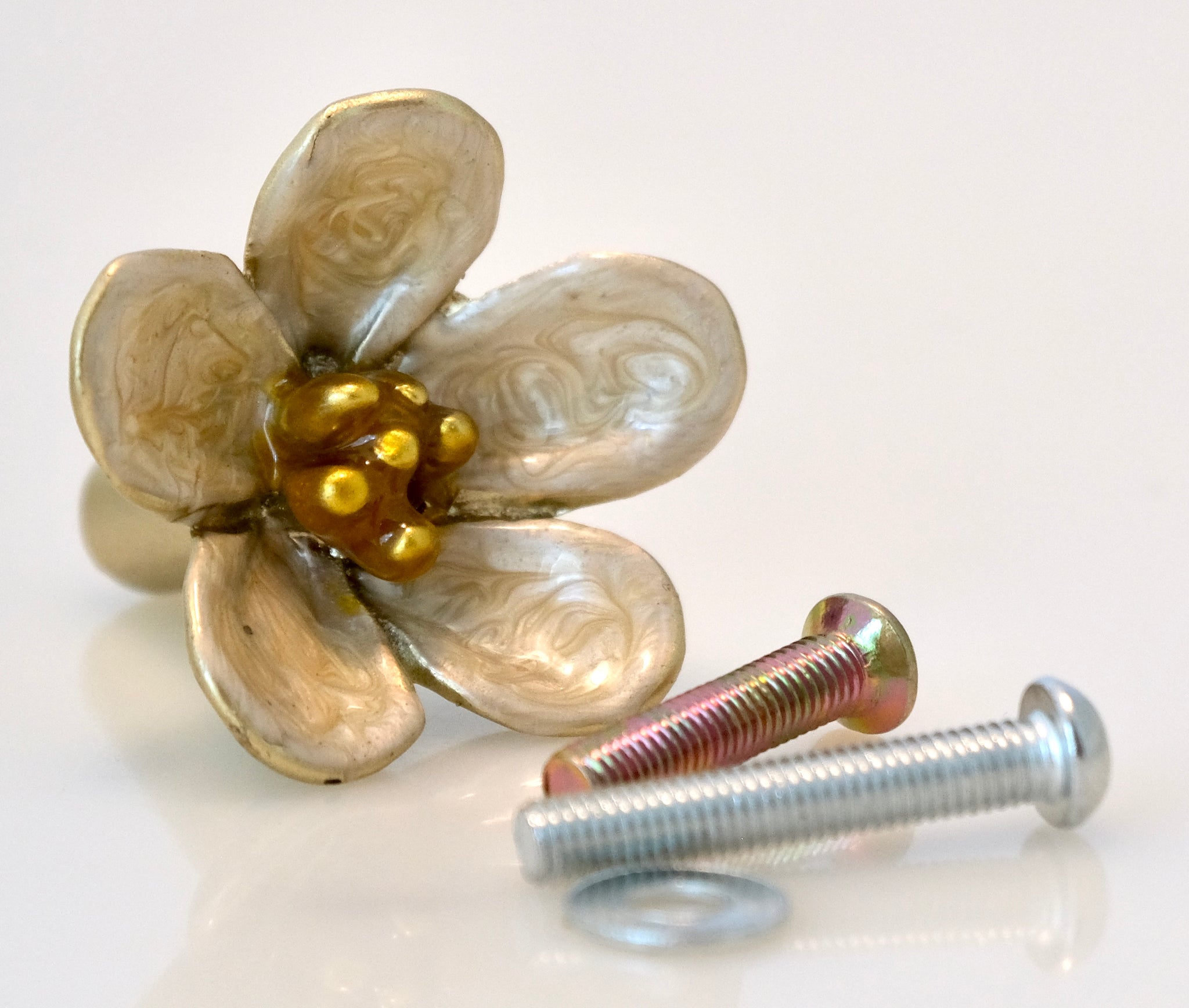 Flower Knob - Pearl White Enamel Wild Rose