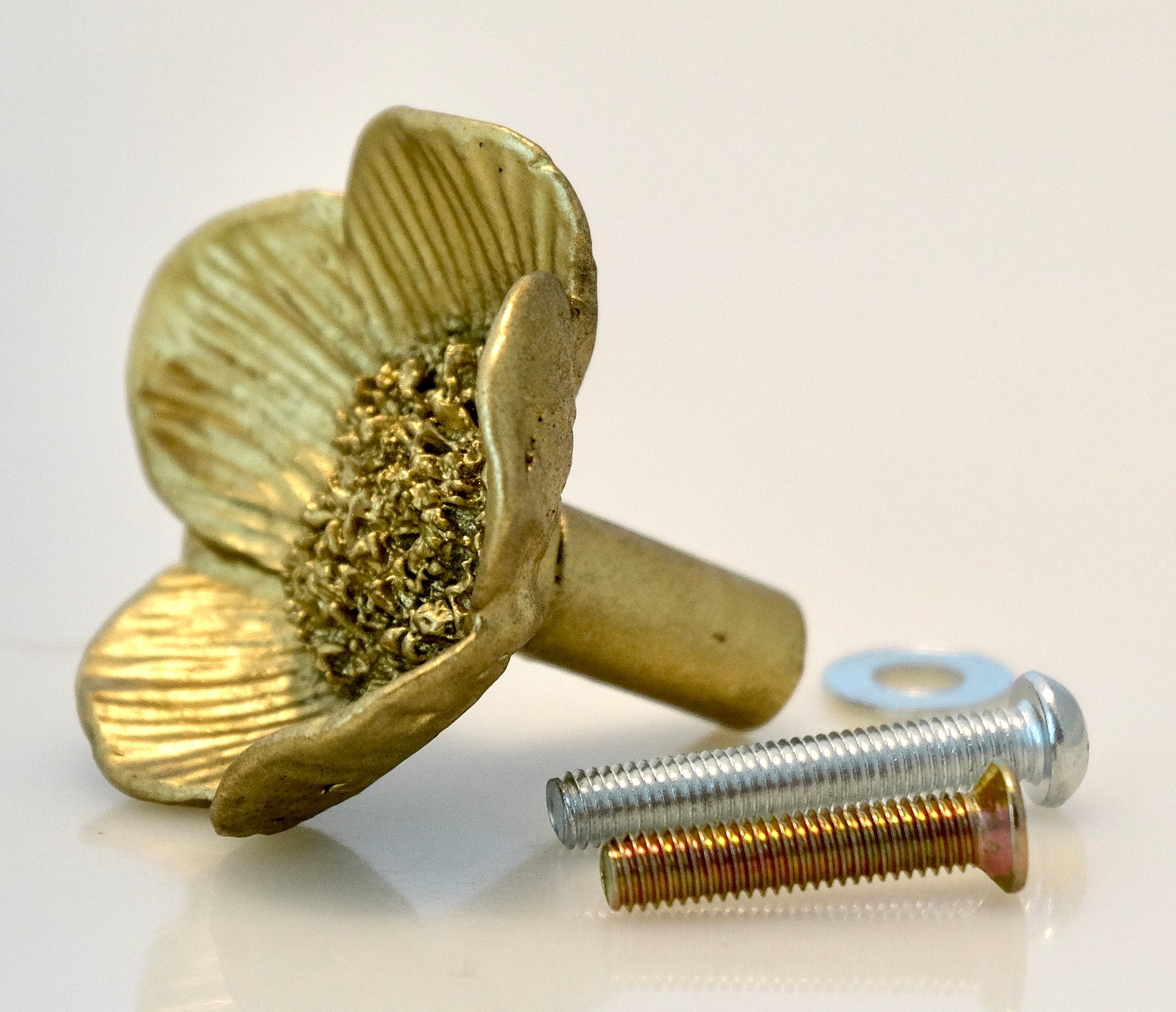 Flower Knob - Anemone Flower Gold Finish