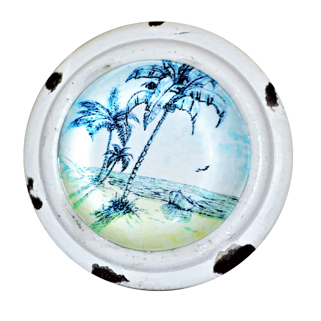 Retro Whitewashed Beach Scene Knob