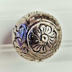 Silver Round Metal Knob - Floral Design