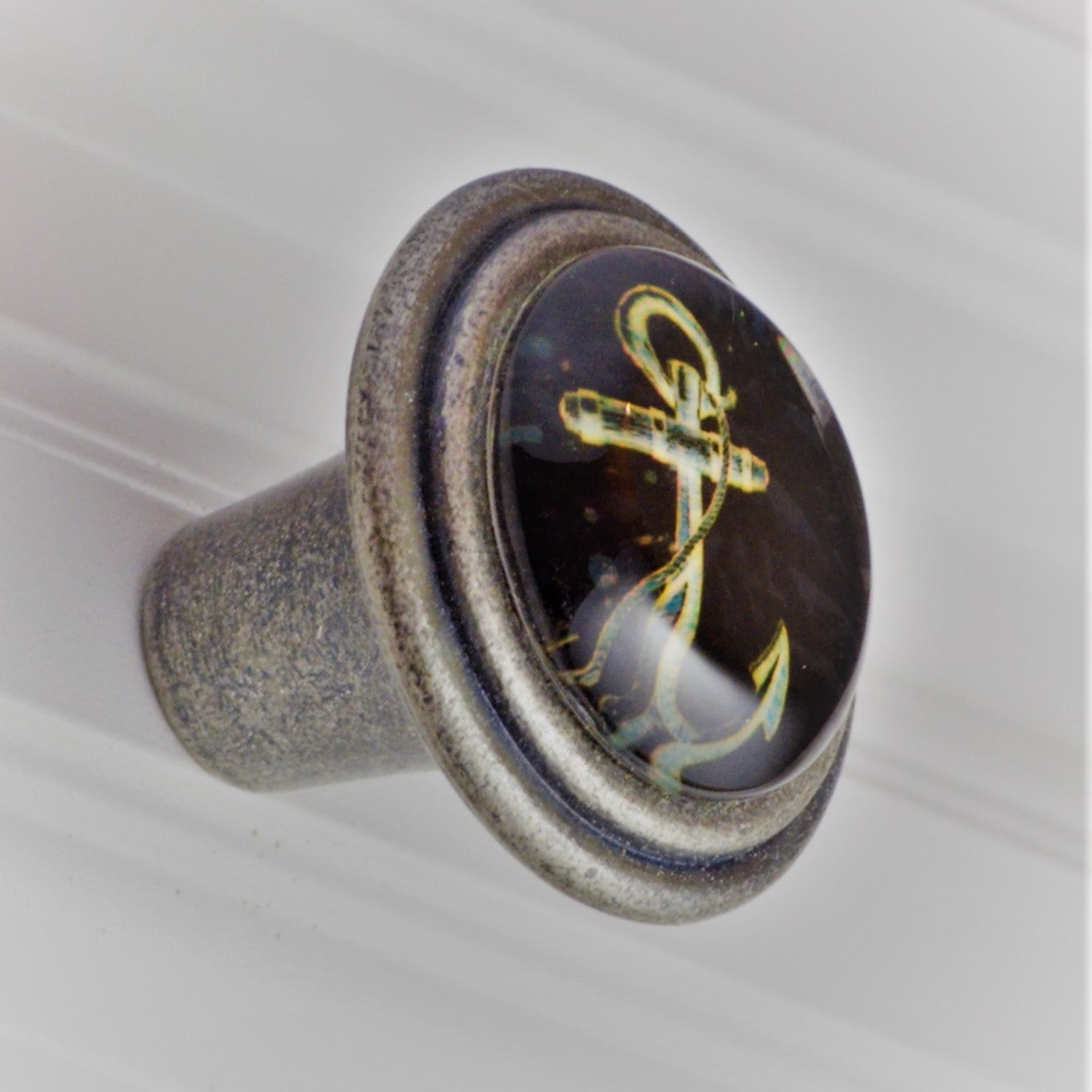 Bumble Bee Cast Iron Vintage Cabinet Knob – Rustic Drawer Pull, Antique Iron Finish