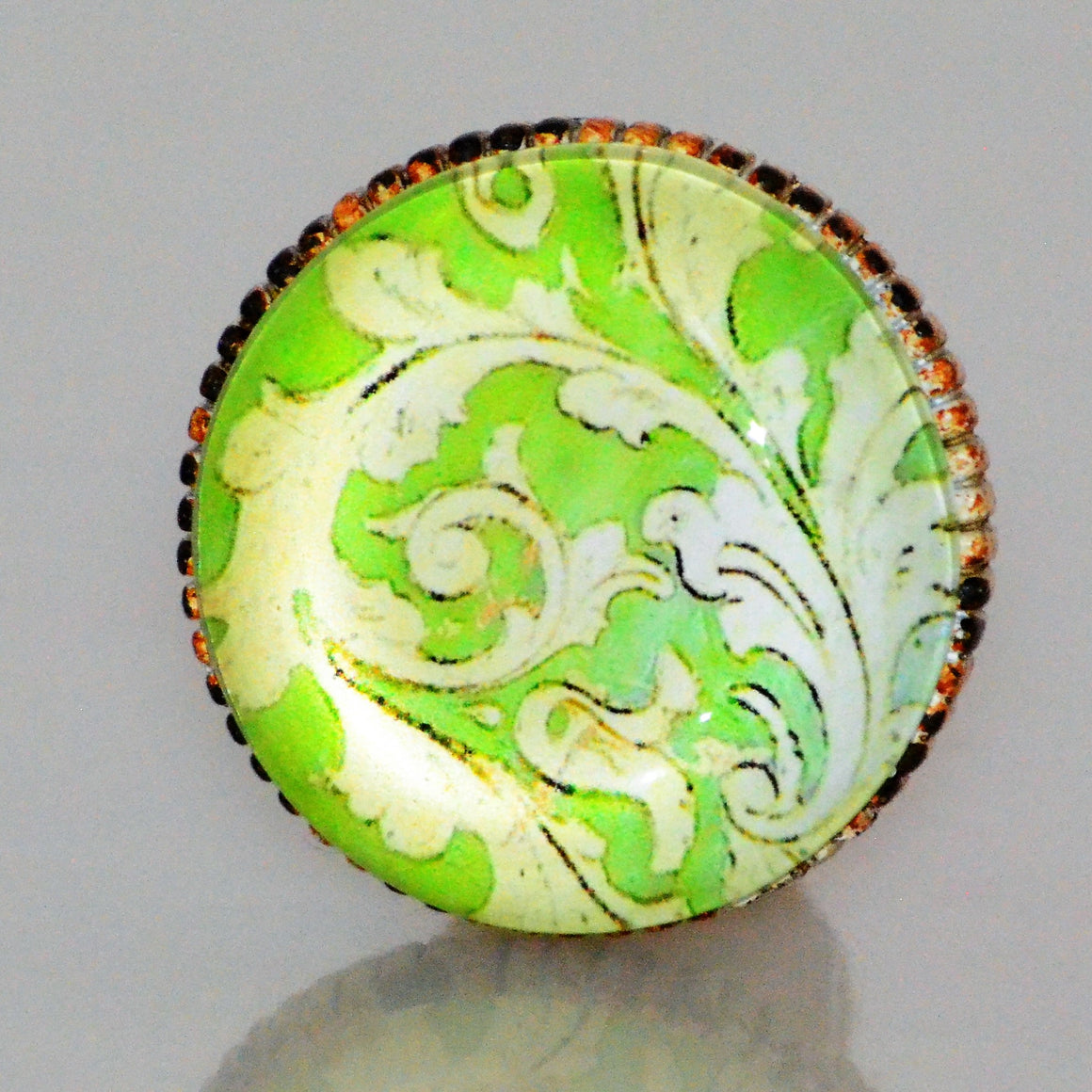 EE-112 W Green and Yellow Floral Knob